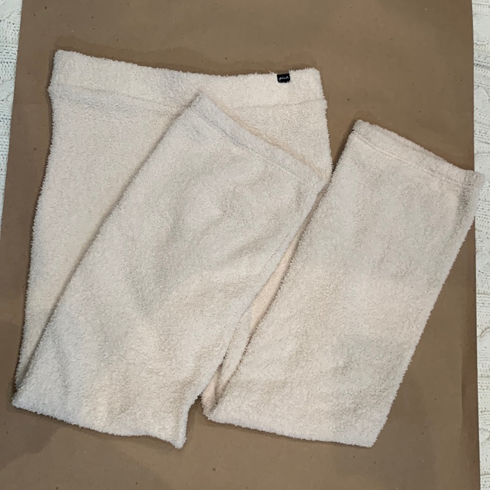 PINK By Victorias Secret cozy marshmallow pant Sherpa style. Great condition